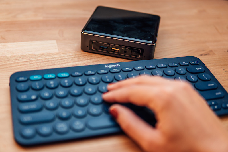 Intel NUC Home Office