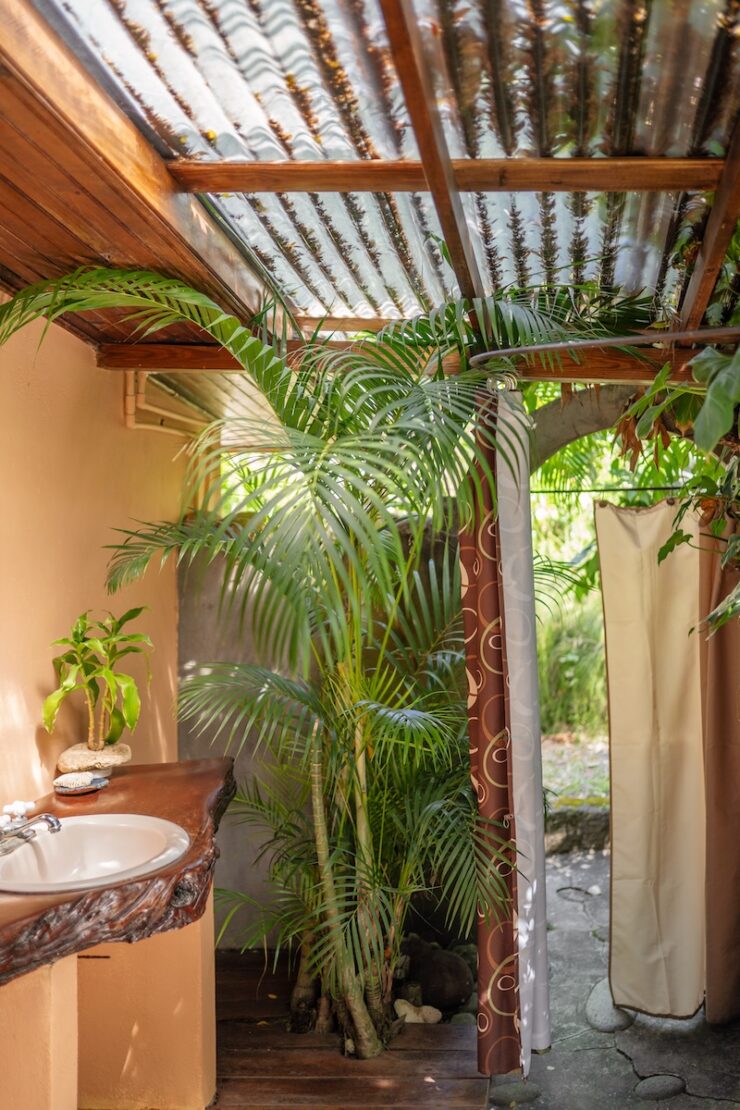 Badezimmer im Balenbouche Estate auf Saint Lucia