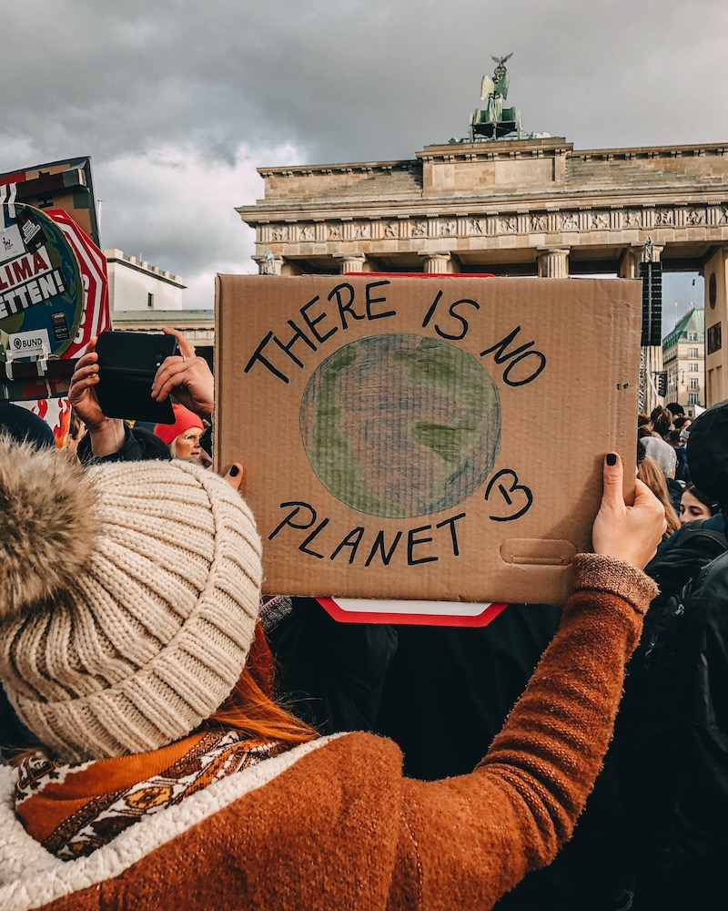 Klimastreik There is no planet B