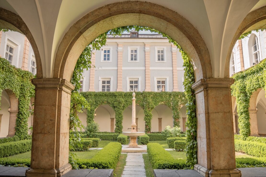 Innenhof Hofkirche Innsbruck
