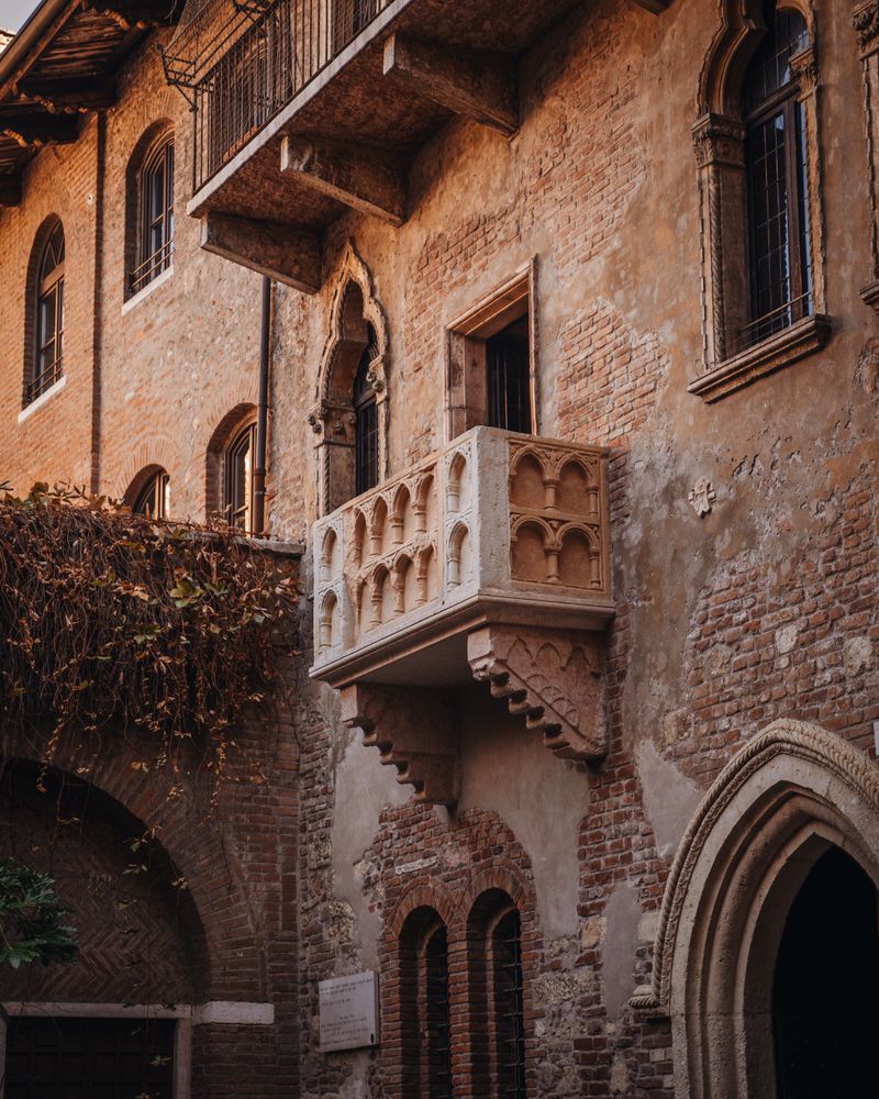 Norditalien Rundreise Verona Balkon der Julia