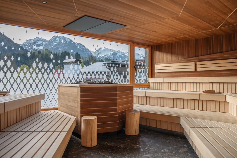 Sauna mit Bergblick im Gipfel Spa Hotel Franks