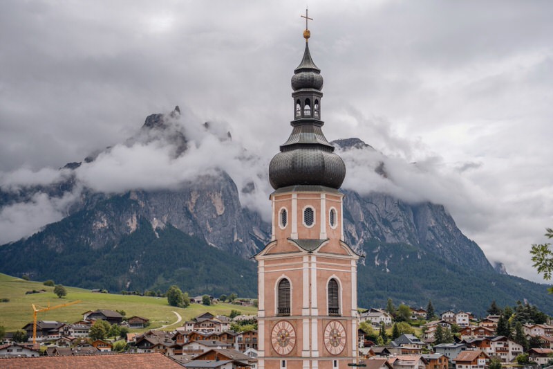 Kastelruth Blick auf den Schlern