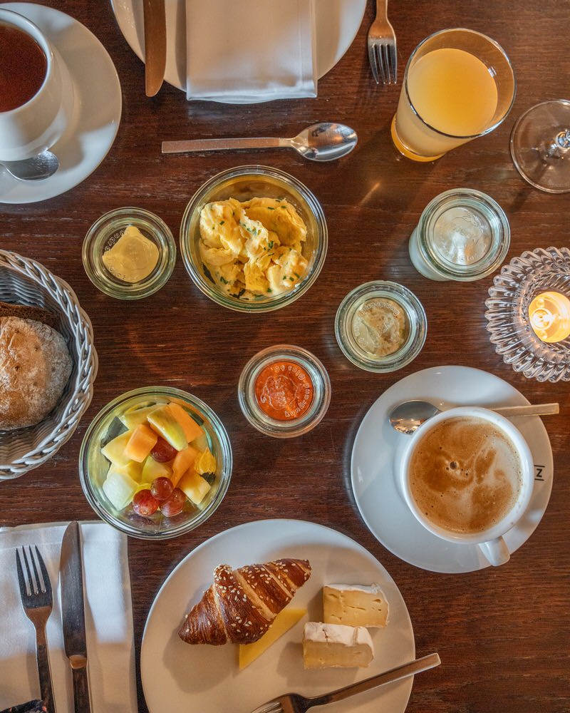 Frühstück im Hotel Das Freiberg in Oberstdorf