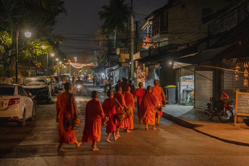 Almosengang Luang Prabang