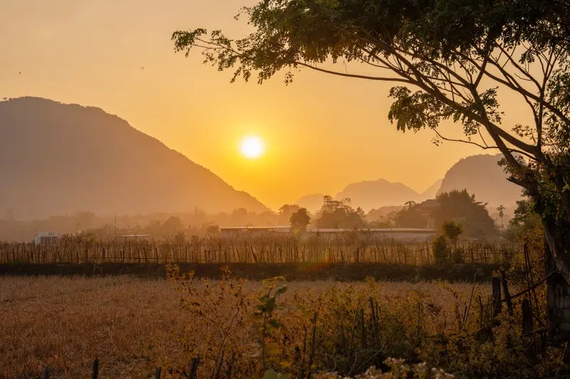 Sonnenuntergang in Vang Vieng Laos