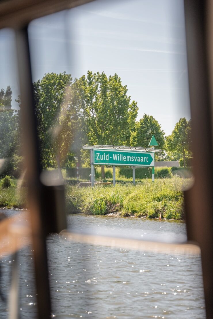 Zuid-Willemsvaart Kanal Hausboot Belgien und Niederlande