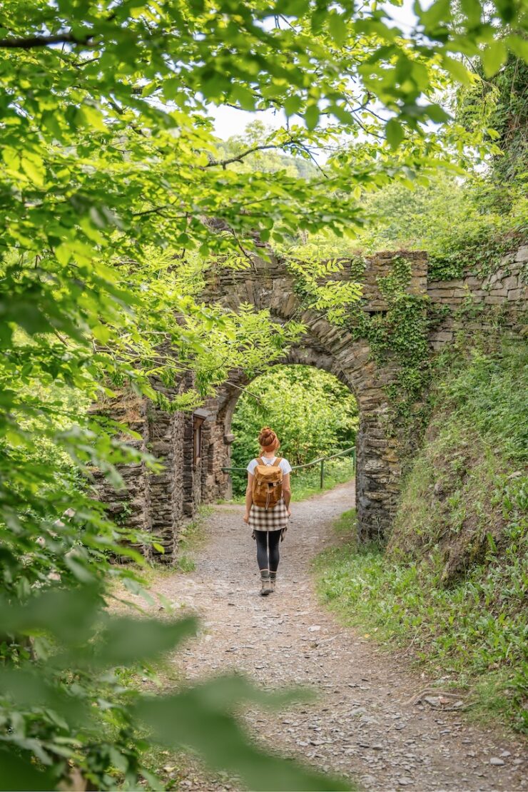 Aufstieg zur Burg Are Altenahr