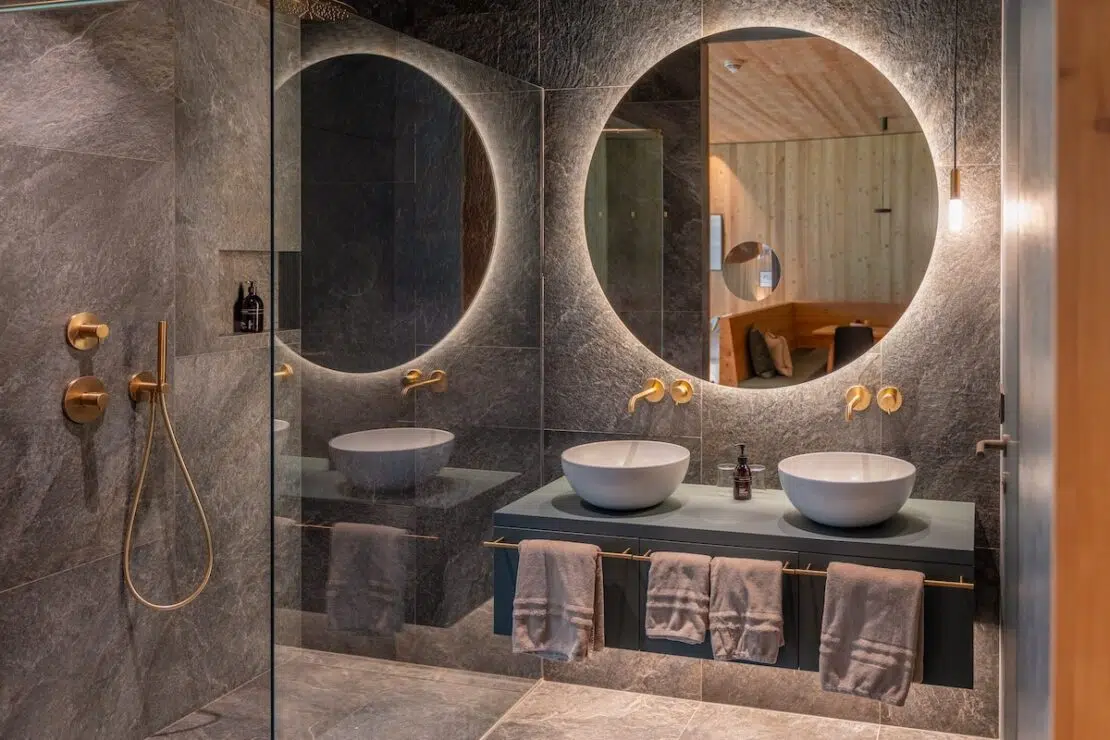 Badezimmer in der Eco Apart Suite im OLM Nature Escape