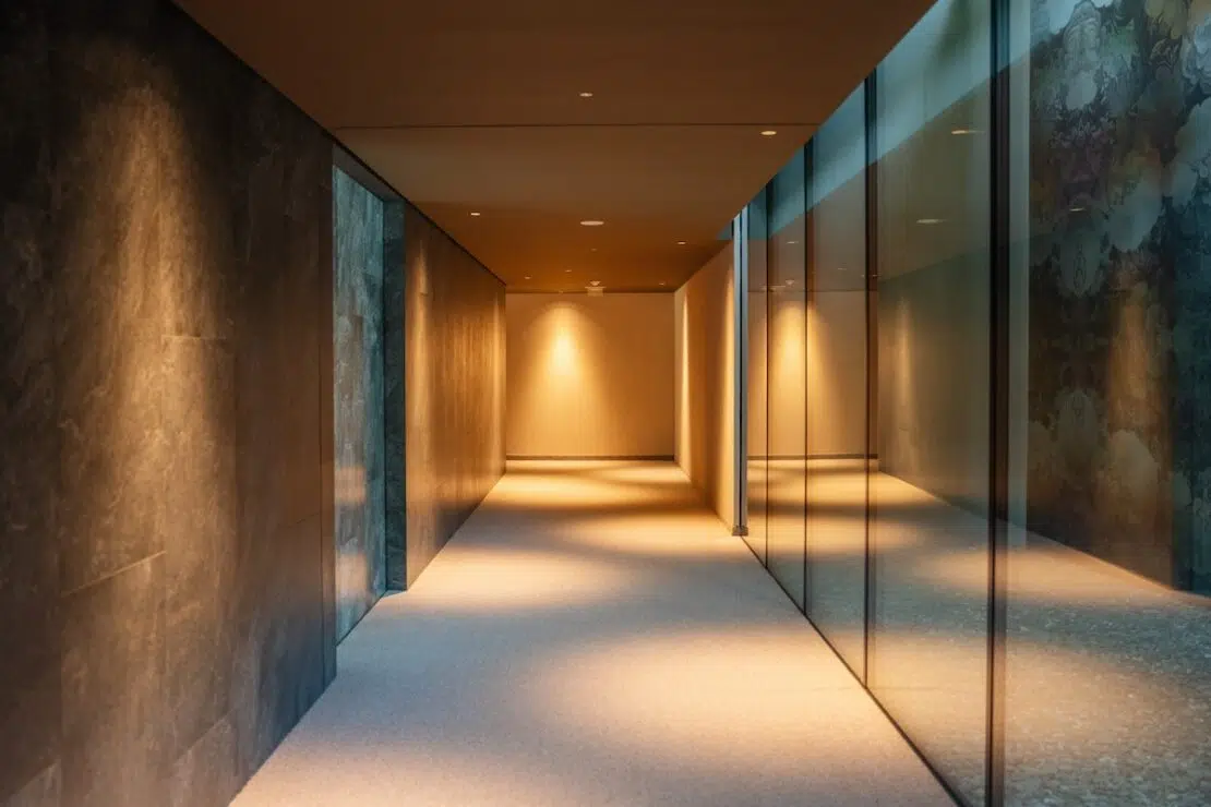 Hotelflur Spiegelung