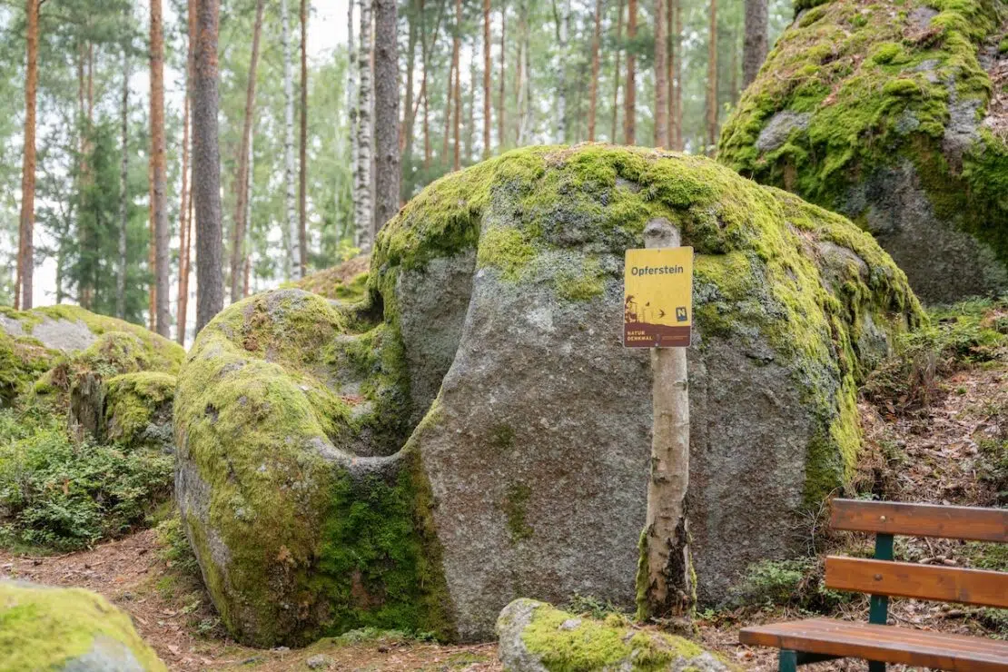 Opferstein Langschlag