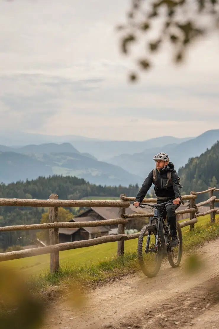 Radwege in Südtirol Mountainbiketour von Feldthurns zum Radlsee