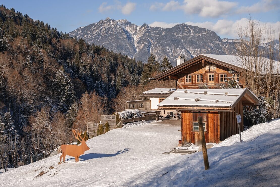 Kaiserschmarrn Alm bei Garmisch-Partenkirchen im Winter