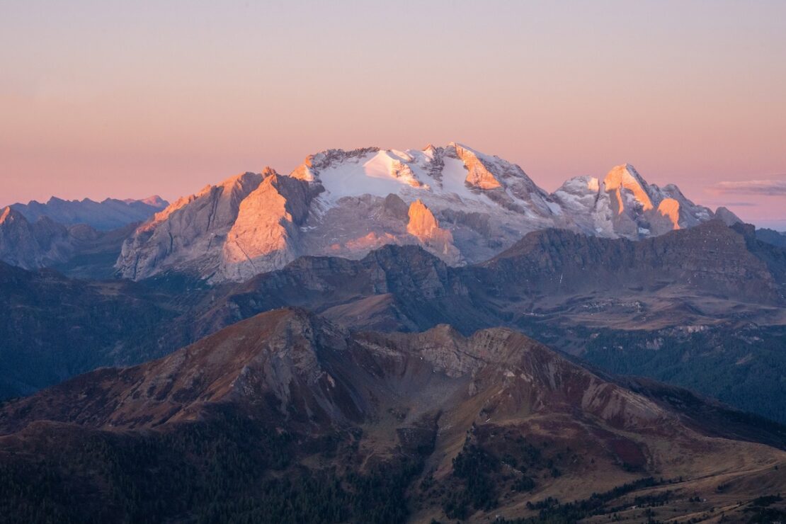 Sonnenaufgang vom Gipfel des Lagazuoi