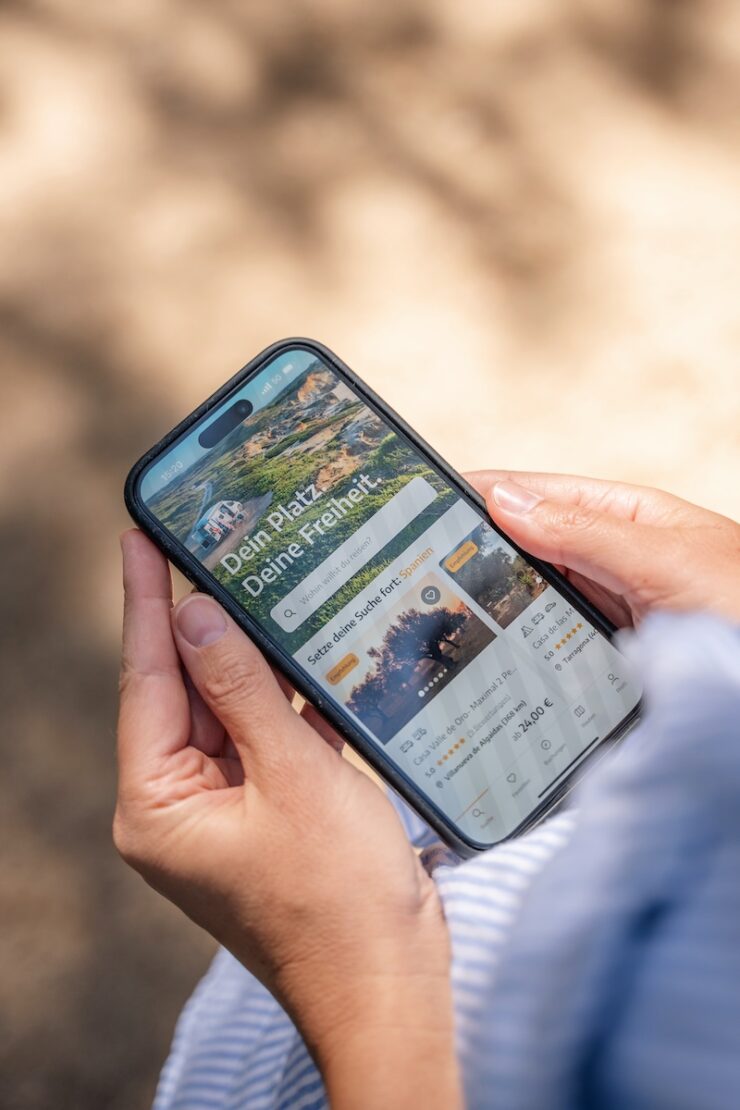 Stellplätze finden über die Roadsurfer Spots App