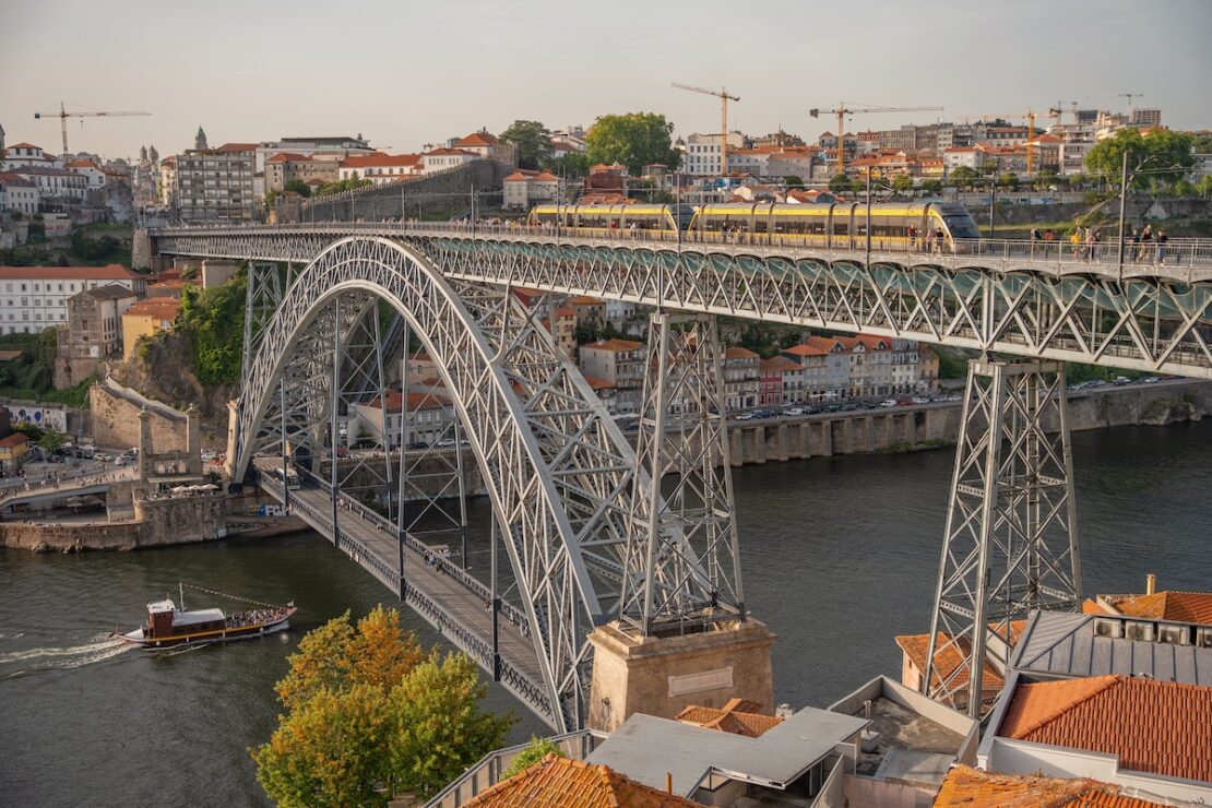 Porto Sehenswuerdigkeiten Ponte Dom Luis