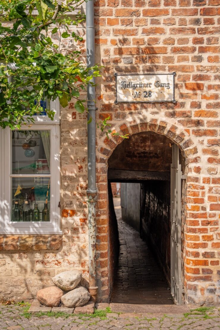 Hellgrüner Gang Lübeck