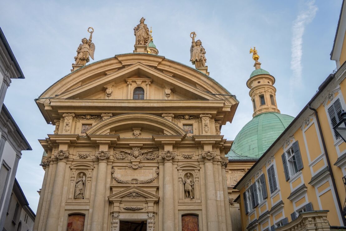 Graz Sehenswuerdigkeiten Dom und Mausoleum