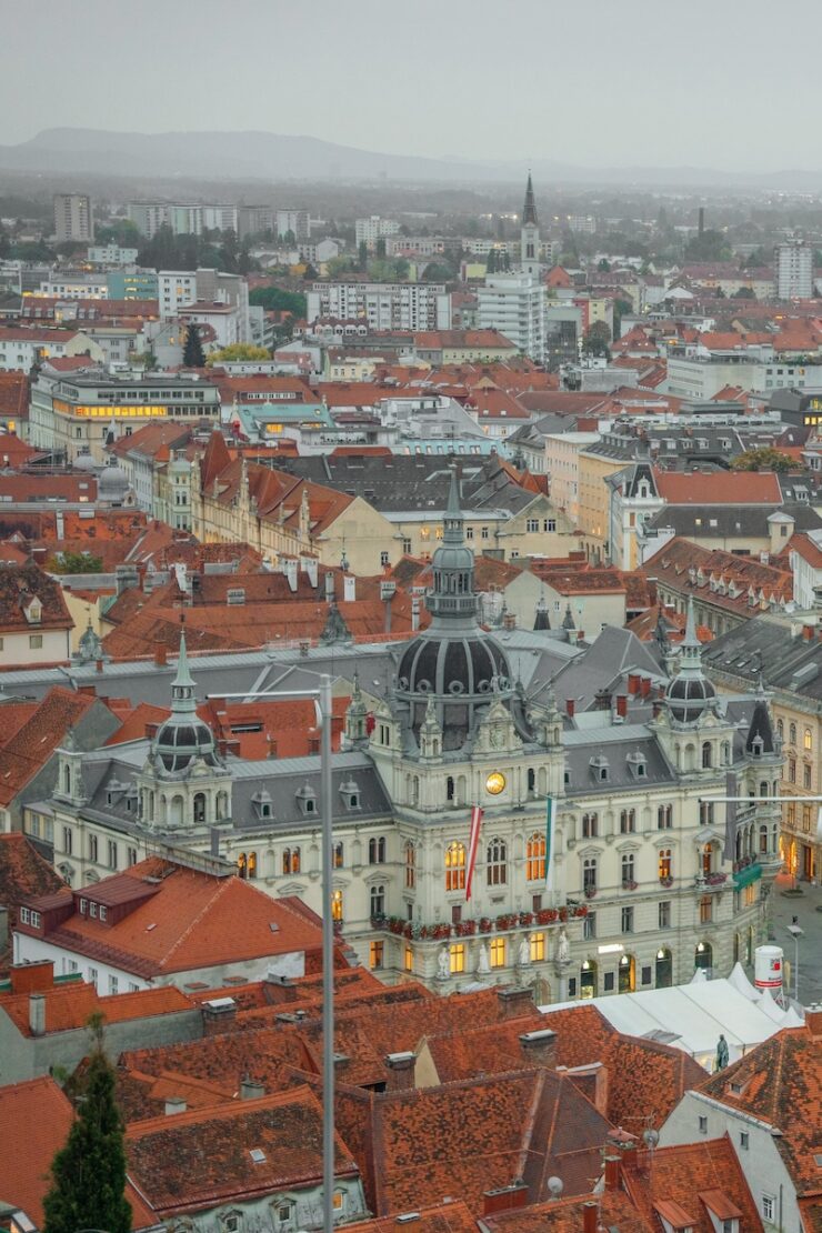 Hauptplatz und Rathaus Graz Sehenswuerdigkeiten