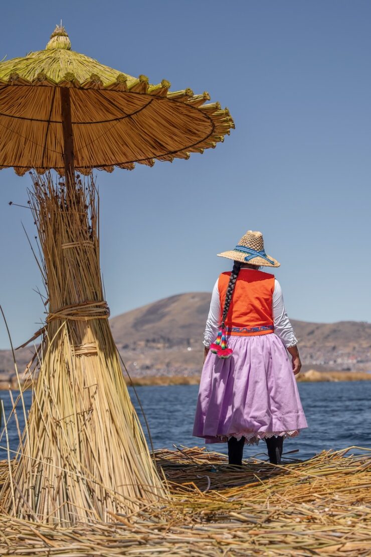 Schwimmende Schilfinseln der Uros am Titicacasee in Peru