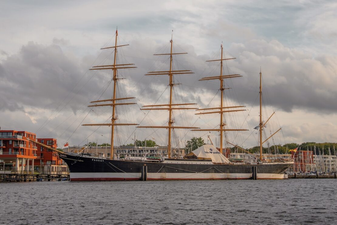 Travemuende Sehenswuerdigkeiten Museumsschiff