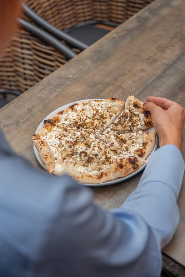 Trueffelpizza auf dem Trueffelmarkt in Graz