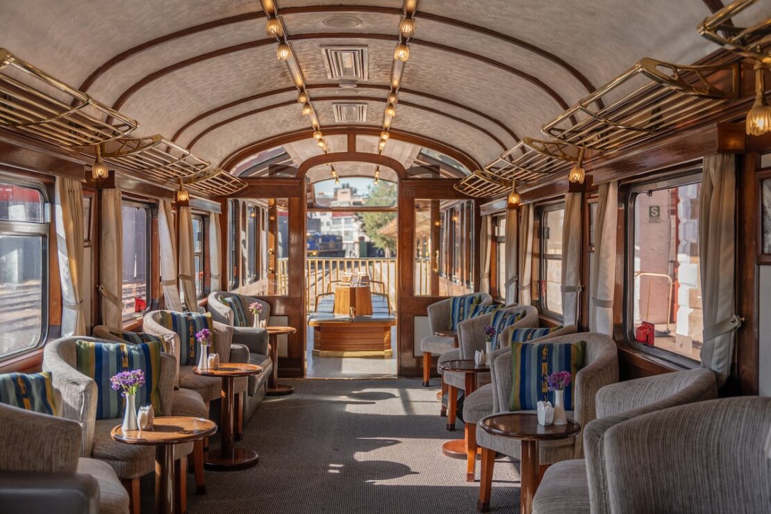 nostalgisches Ambiente im Titicaca Train
